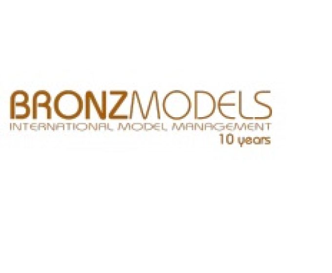 BRONZ MODELS