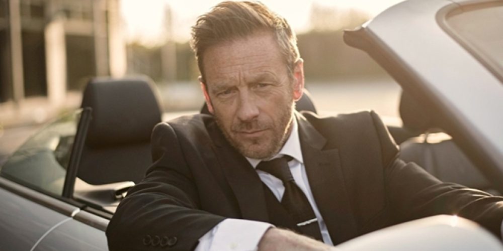 PROFESSIONAL ACTOR & MODEL SIMON BOND: HOW I LAUNCHED MY CAREER