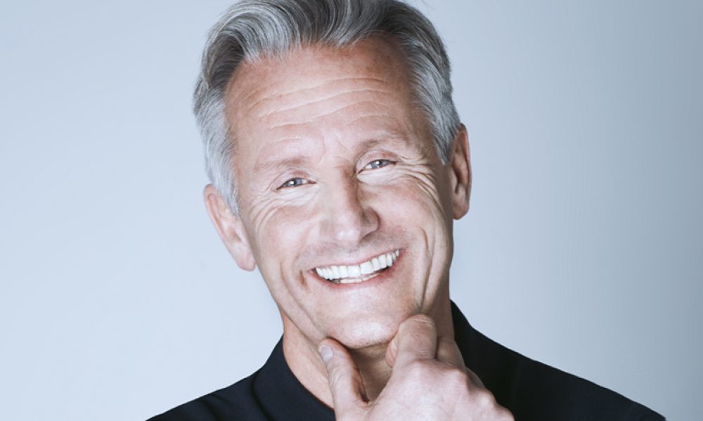 AN UNEXPECTED ADVENTURE: AN INTERVIEW WITH CLASSIC MODEL SIMON COLE